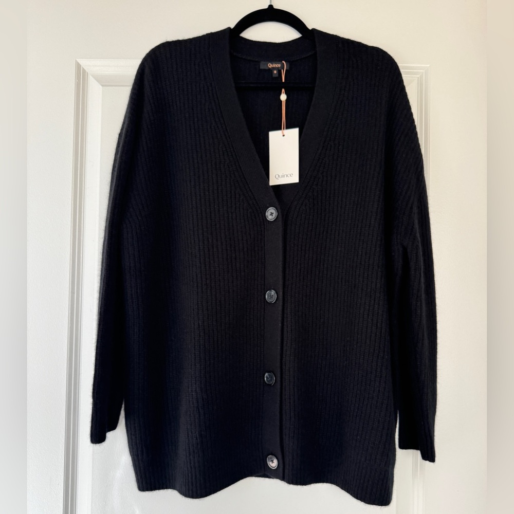 NWT! QUINCE Mongolian Cashmere Oversized
Boyfriend Cardigan Sweater Black Small - Picture 7 of 13